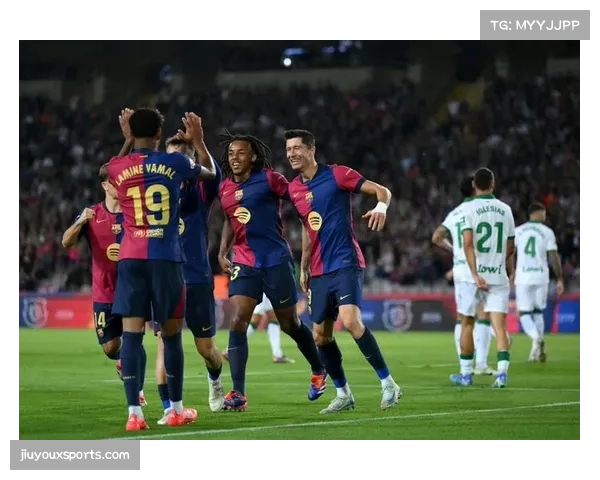 巴萨33场西甲连续进球创纪录 莱万领衔进攻线火力全开